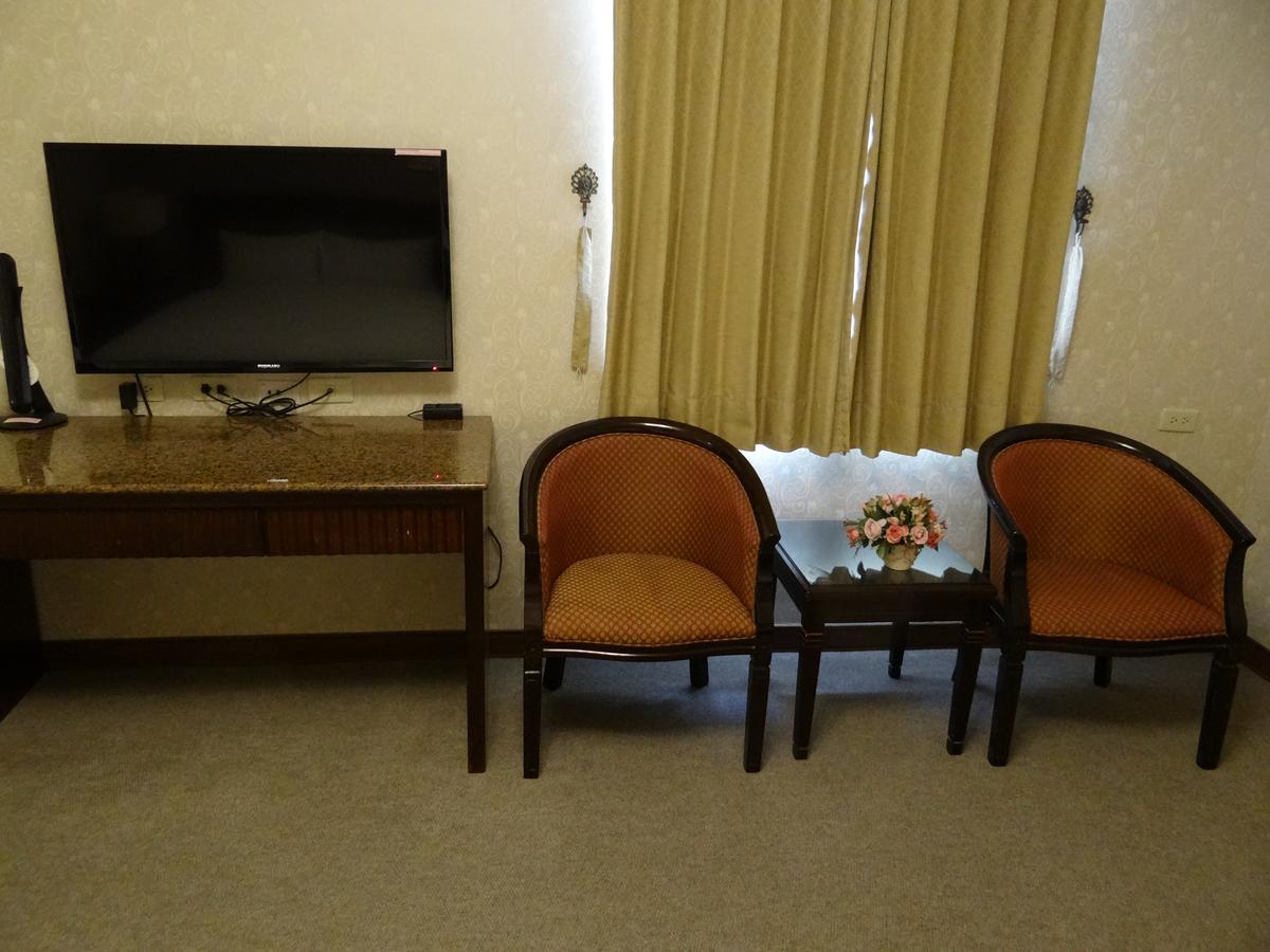 Wuzhou Hotel Hualien Exterior foto