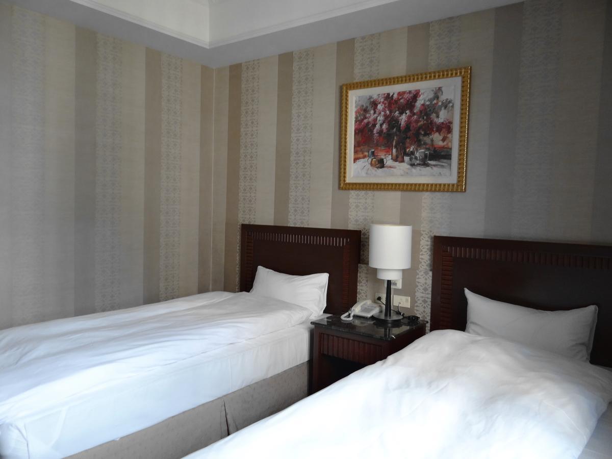 Wuzhou Hotel Hualien Exterior foto